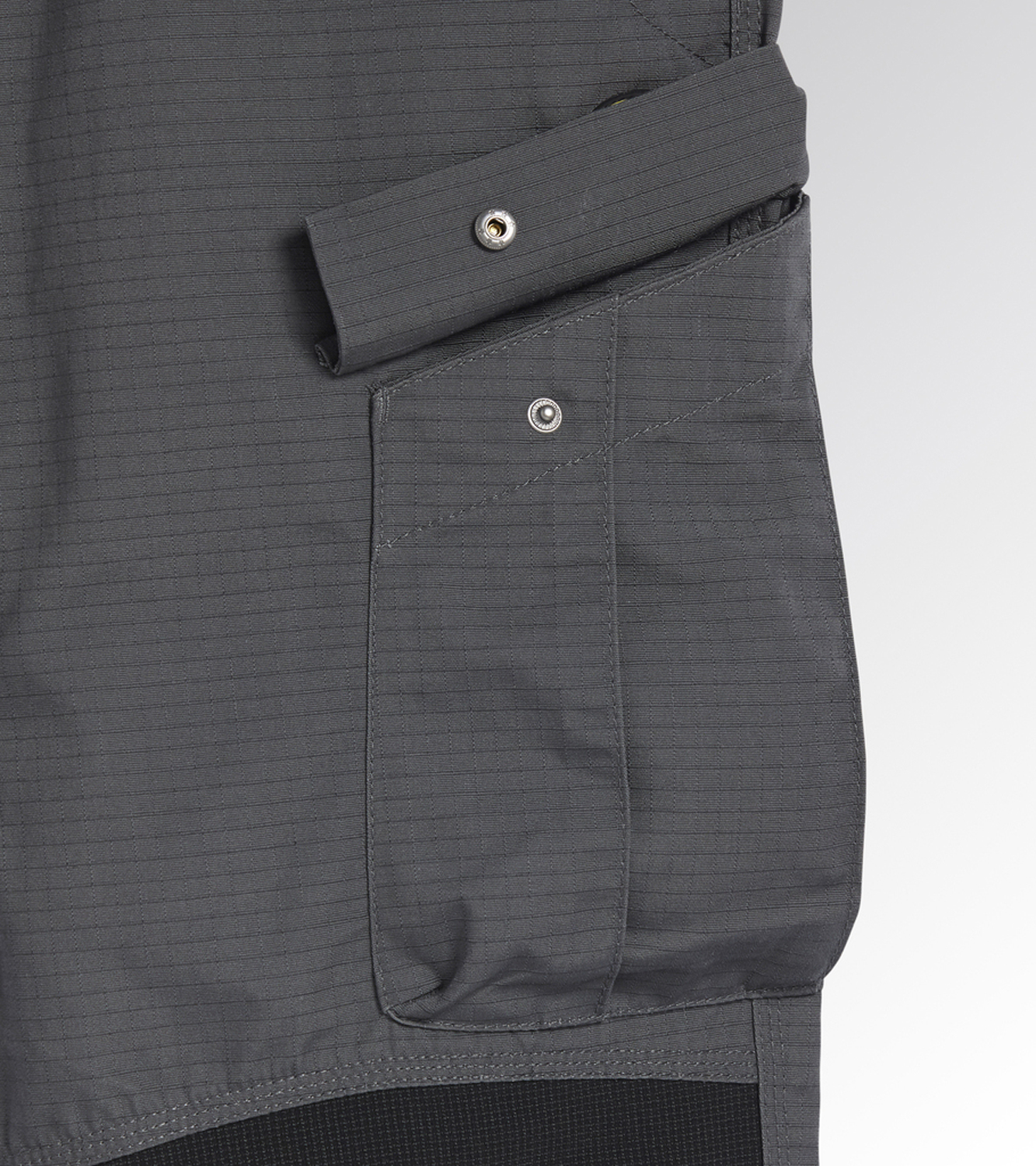 17396412 DIADORA HLAČE CARGO RIPSTOP S CRNE