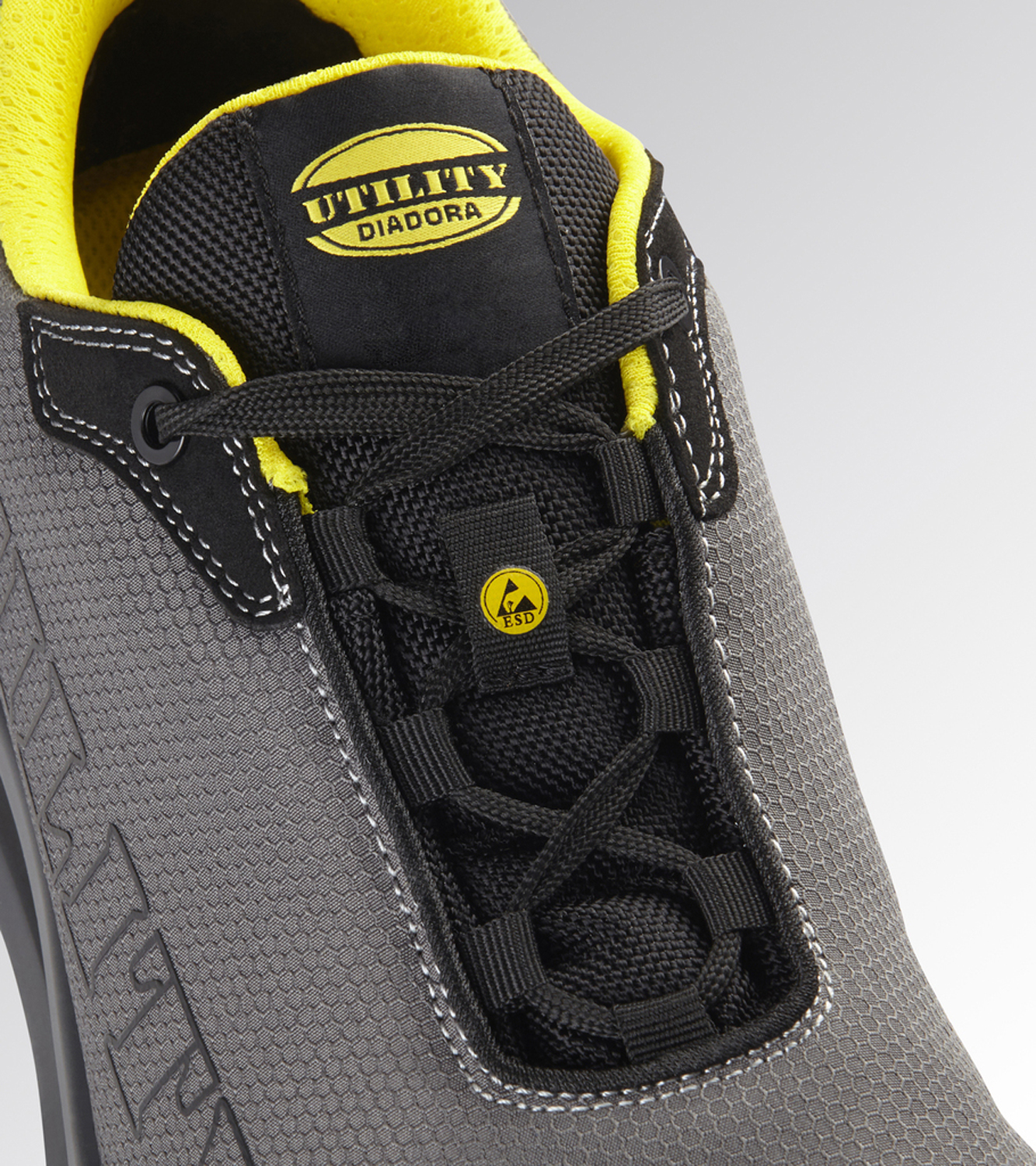 18061145 DIADORA SHARK STABLE IMP LEATHER Q MID S3S FO SR ESD 45