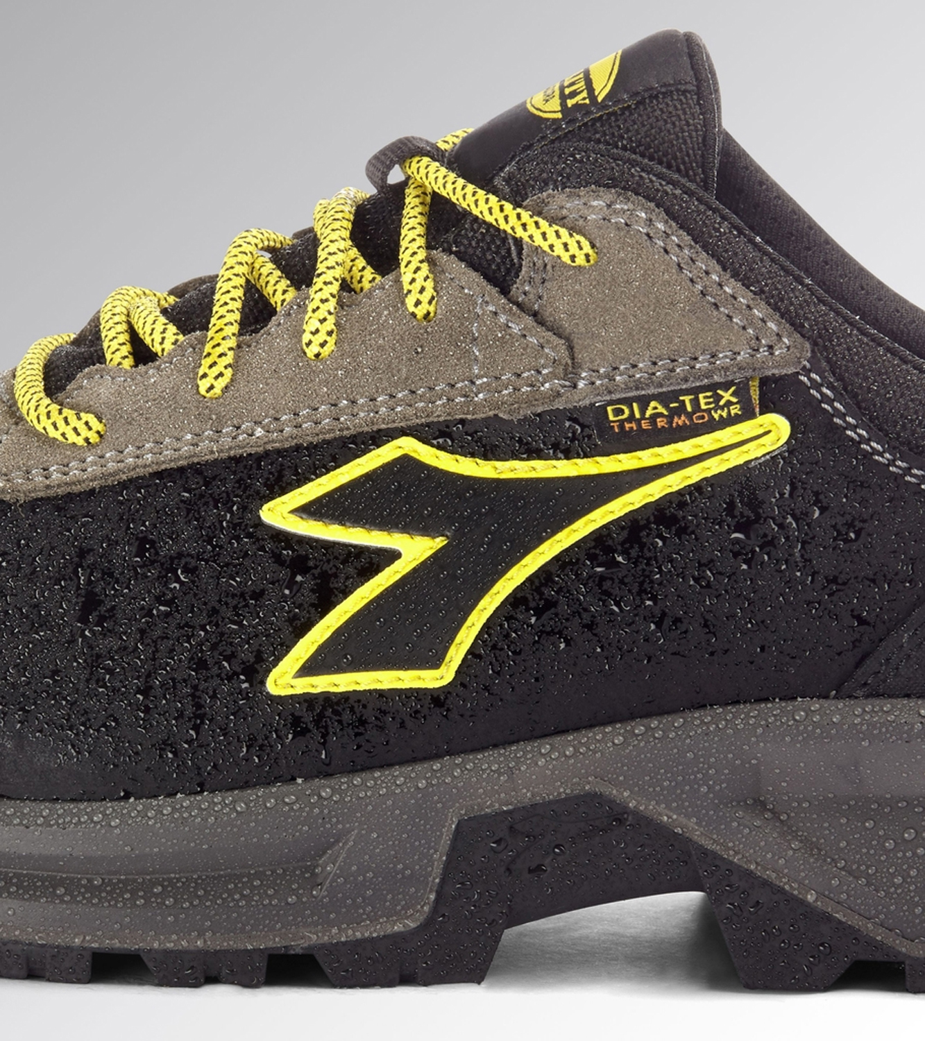 18170346 DIADORA SPEEDY RACE LOW S3S FO SR SC MET FREE 46